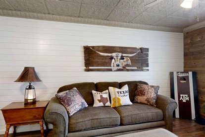 Modern Farmhouse Escape with Patio & Fire Pit in Bryan, Texas - Bryan, Texas - glamping.directory