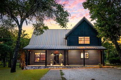 Luxury Fredericksburg Log Cabin with Heated Pool, Hot Tub & Game Room Near Main Street, Fredericksburg, TX - Fredericksburg, Texas - glamping.directory