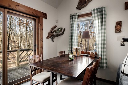 Lustrous Lakefront Cabin Oasis near Lake Ferndale in West Virginia - Springfield, West Virginia - glamping.directory