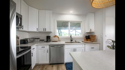 Breathtaking Secluded Cottage with Fantastic Vistas in Hauula, Hawaii - Hauula, Hawaii - glamping.directory