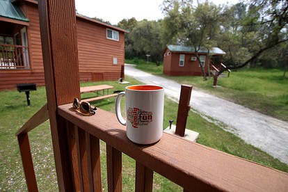 Adorable Cabin Rental on a Family-Friendly Campsite near the Sierra Nevada for a California Getaway - Coarsegold, California - glamping.directory