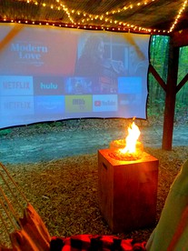 Tree House Glamping near Fall Creek Falls State Park and Chattanooga, Tennessee - Dunlap, Tennessee - glamping.directory