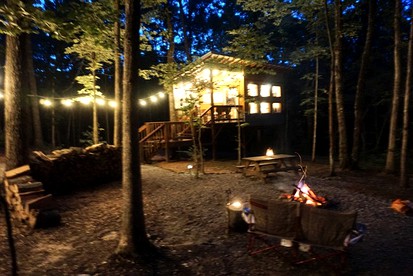 Tree House Glamping near Fall Creek Falls State Park and Chattanooga, Tennessee - Dunlap, Tennessee - glamping.directory