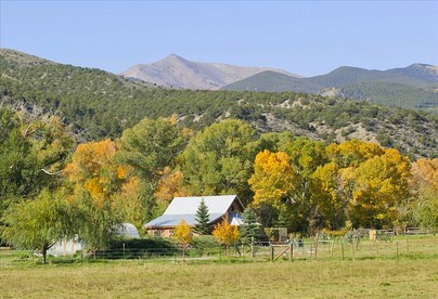 Rustic Mountain Cabin with a Hot Tub in Salida, Colorado - Salida, Colorado - glamping.directory