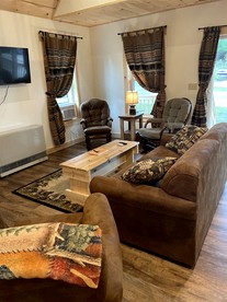 Cozy Secluded Cabin with Fire Pit and Barbecue in Greenville, Maine - Greenville, Maine - glamping.directory