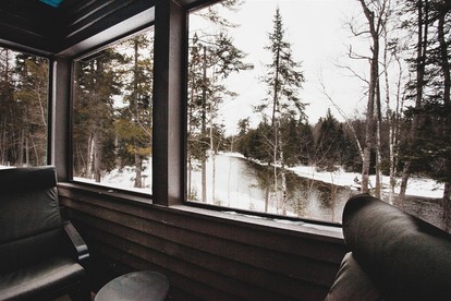 Charming Cabin Rental Nestled in the Peaceful Woods of Huron National Forest, Michigan - Grayling , Michigan - glamping.directory