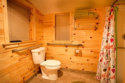 Charming Cabin Rental Nestled in the Peaceful Woods of Huron National Forest, Michigan - Grayling , Michigan - glamping.directory