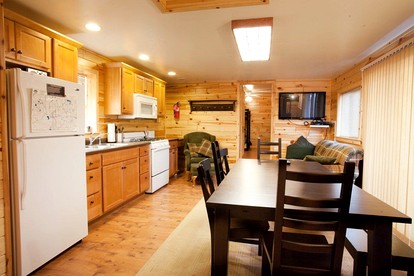 Charming Cabin Rental Nestled in the Peaceful Woods of Huron National Forest, Michigan - Grayling , Michigan - glamping.directory