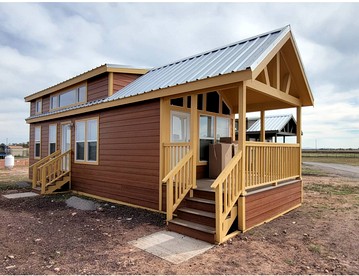 Unique Tiny Home Stay Surrounded by Peaceful Scenery in Williams, Arizona - Williams, Arizona - glamping.directory