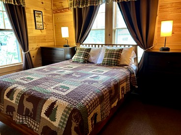 Stunning Waterfront Cabin with Fire Pit, Porch and Deck in Maine - Greenville, Maine - glamping.directory