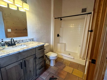 Newly Renovated Vacation Rental near Zion National Park, the Perfect Base for Family Adventures in Orderville, Utah - Orderville, Utah - glamping.directory