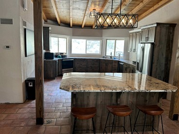 Newly Renovated Vacation Rental near Zion National Park, the Perfect Base for Family Adventures in Orderville, Utah - Orderville, Utah - glamping.directory