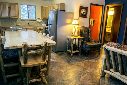 Rocky Mountain National Park Vacation: Charming Cabin with a Heated Pool in Estes Park, CO - Estes Park, Colorado - glamping.directory