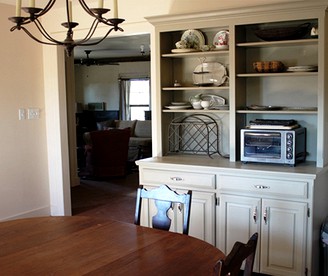 Cozy Cottage Rental with Amazing Mountain Views in Marathon, Texas - Marathon, Texas - glamping.directory