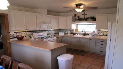Beautiful Cottage Rental with Stunning Views near Santa Fe, New Mexico - Las Vegas, New Mexico - glamping.directory