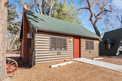 Charming Rustic Cabins with Private Outdoor Spaces near Garden of the Gods in Colorado Springs, Colorado - Colorado Springs, Colorado - glamping.directory
