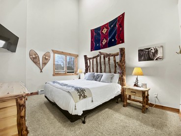 6 A Timberwolf Lodge in Park City, Utah - Park City, Utah - glamping.directory
