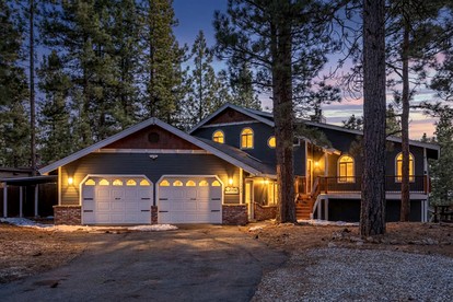 Stunning Lakefront Vacation Home with Private Dock near Boulder Bay Park in Big Bear Lake - glamping.directory