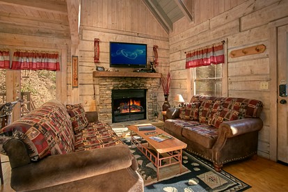 Cozy Tennessee Cabin Rental in Gatlinburg for a Family Getaway - Gatlinburg, Tennessee - glamping.directory
