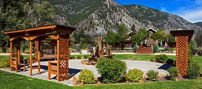 Stunning Cabin Retreat near Clark Fork River in Montana - Thompson Falls, Montana - glamping.directory