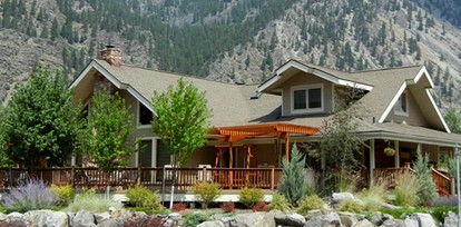 Stunning Cabin Retreat near Clark Fork River in Montana - glamping.directory