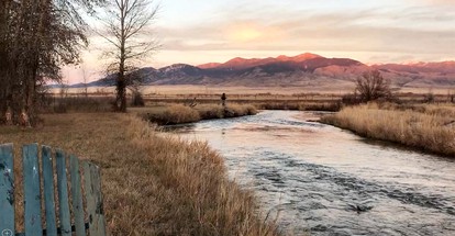 Cozy Camping Cabin for a Family-Friendly Getaway near Sheridan, Montana - Twin Bridges, Montana - glamping.directory