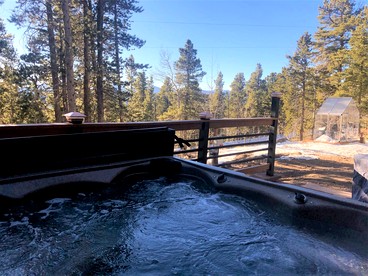 Unique Getaway Rental for Couples with Hot Tub and Stunning Views near Boulder in Black Hawk, Colorado - Black Hawk, Colorado - glamping.directory
