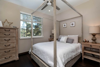 Unique Getaway Rental for Couples with Hot Tub and Stunning Views near Boulder in Black Hawk, Colorado - Black Hawk, Colorado - glamping.directory