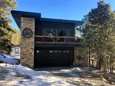 Unique Getaway Rental for Couples with Hot Tub and Stunning Views near Boulder in Black Hawk, Colorado - glamping.directory