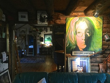 Eclectic Riverfront Log Cabin and Artist Retreat for Groups in Castle Hayne, North Carolina - Castle Hayne, North Carolina - glamping.directory