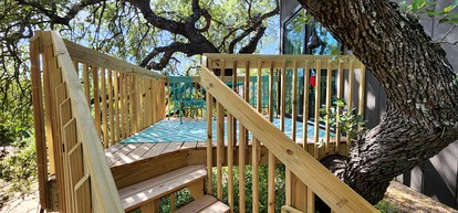 Romantic Escapes to Texas like No Other in this Wonderful Tree House in Leander - Leander, Texas - glamping.directory