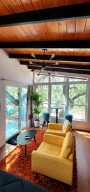 Romantic Escapes to Texas like No Other in this Wonderful Tree House in Leander - Leander, Texas - glamping.directory
