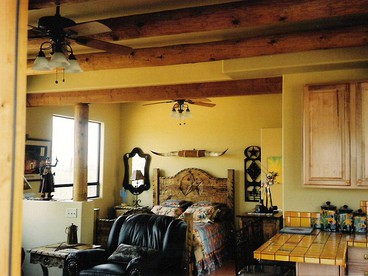 Romantic Vacation Rental with Beehive Fireplace near Catalina Foothills, Arizona - Tucson, Arizona - glamping.directory