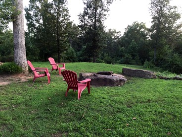 Spacious Cottage with Pool for an Exciting Getaway on Smith Lake in Alabama - Crane Hill, Alabama - glamping.directory