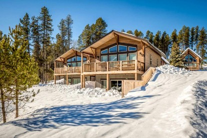 Lovely Family Cabin Rental for an Outdoor Getaway near Whitefish, Montana - glamping.directory