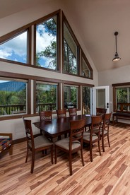 Lovely Family Cabin Rental for an Outdoor Getaway near Whitefish, Montana - West Glacier, Montana - glamping.directory
