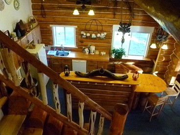 Luxurious Riverside Log Cabin in the Mountains of Southern California - Angelus Oaks, California - glamping.directory