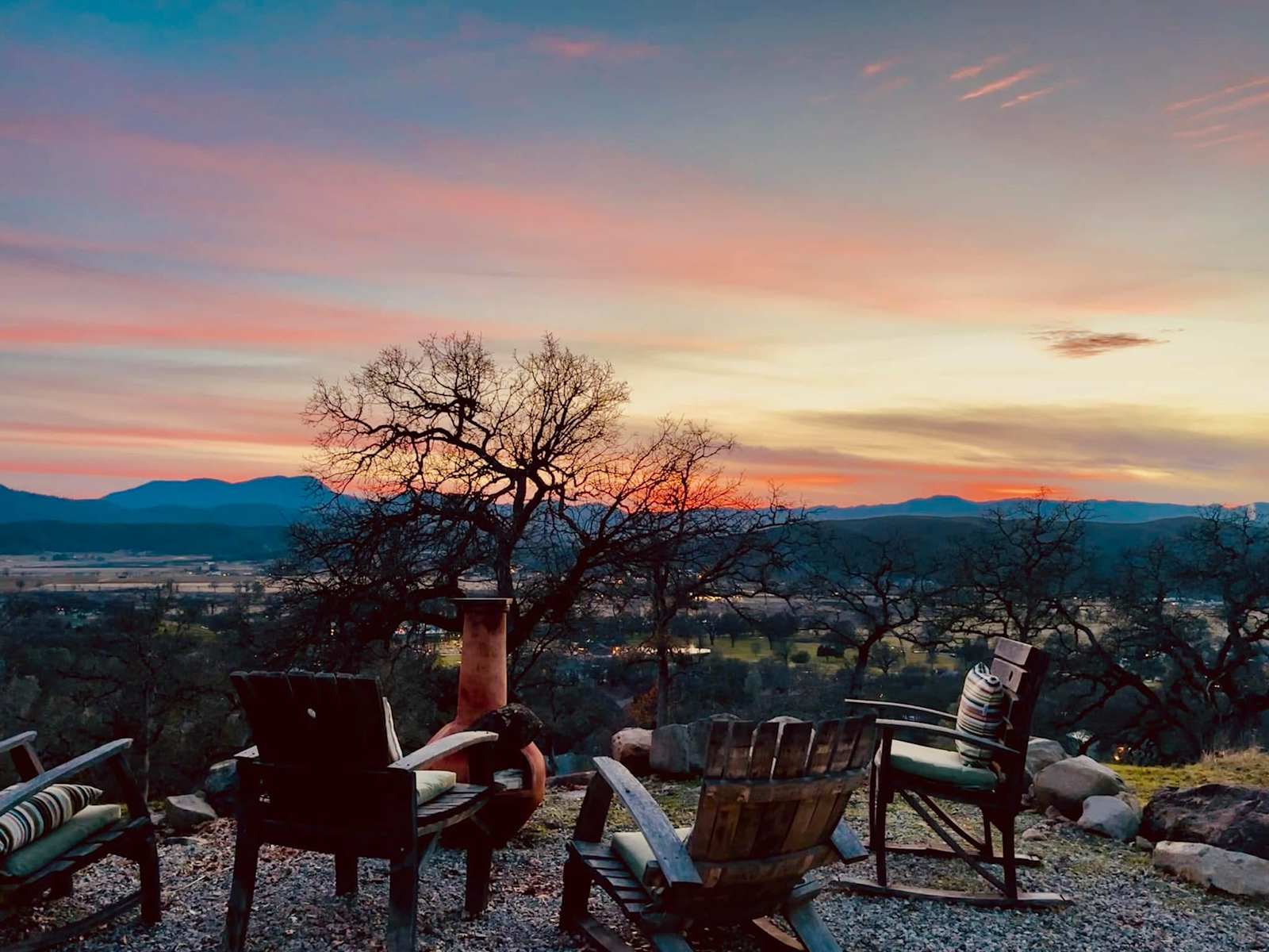 Hidden Knoll Farm - Panoramic View - Hidden Valley Lake, California - glamping.directory