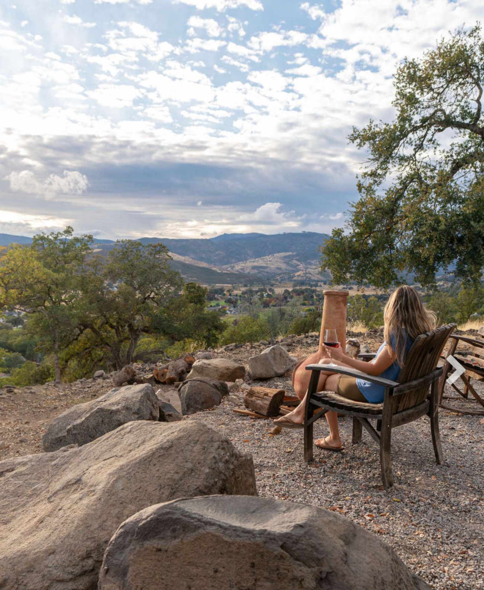 Hidden Knoll Farm - Panoramic View - glamping.directory