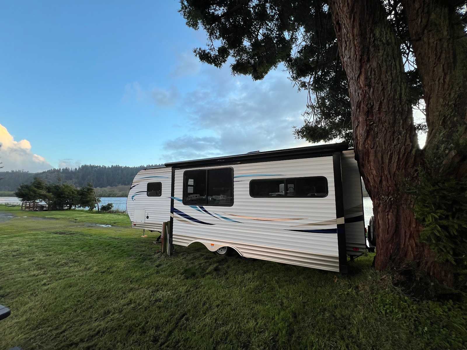 Chinook RV Resort - Klamath, California - glamping.directory