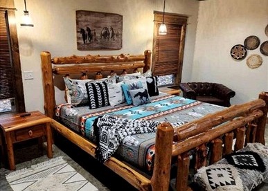 Ouachita Mountains Glamping Getaway: Cozy Pet-Friendly Cabin in Hochatown, Oklahoma, near Broken Bow Lake - Hochatown, Oklahoma - glamping.directory