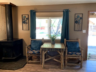 Pet Friendly Cabin near the Heart of Big Bear Village, Perfect for a Mountain Retreat - glamping.directory