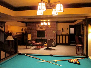 Amazing Villa Rental near Lake Michigan for Family or Group Glamping Vacations in Sheboygan, Wisconsin - Sheboygan, Wisconsin - glamping.directory