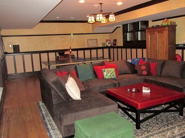 Amazing Villa Rental near Lake Michigan for Family or Group Glamping Vacations in Sheboygan, Wisconsin - Sheboygan, Wisconsin - glamping.directory