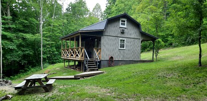 Secluded Cabin Rental, Perfect for an Ohio Retreat - Scio, Ohio - glamping.directory