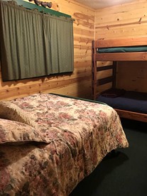 Private Family Vacation Rental in the Wisconsin Northwoods - Lac du Flambeau, Wisconsin - glamping.directory