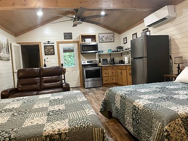 Dream Glamping in Texas in this Cozy, Pet-Friendly Cabin in Bastrop, TX - Bastrop , Texas - glamping.directory