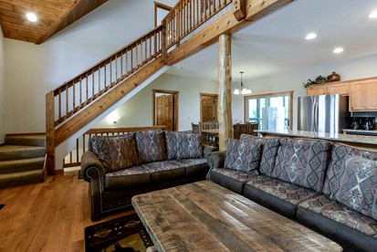 Wonderful Cabin with Game Room and Swimming Pool in Branson, Missouri - Branson, Missouri - glamping.directory