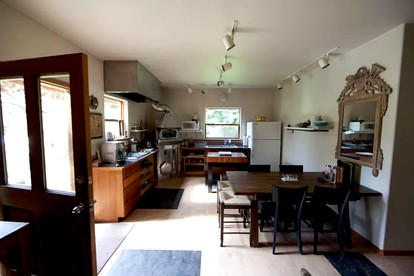 Charming Suite Rental with Deluxe Kitchen on Family Farm on Lummi Island - Lummi Island, Washington - glamping.directory