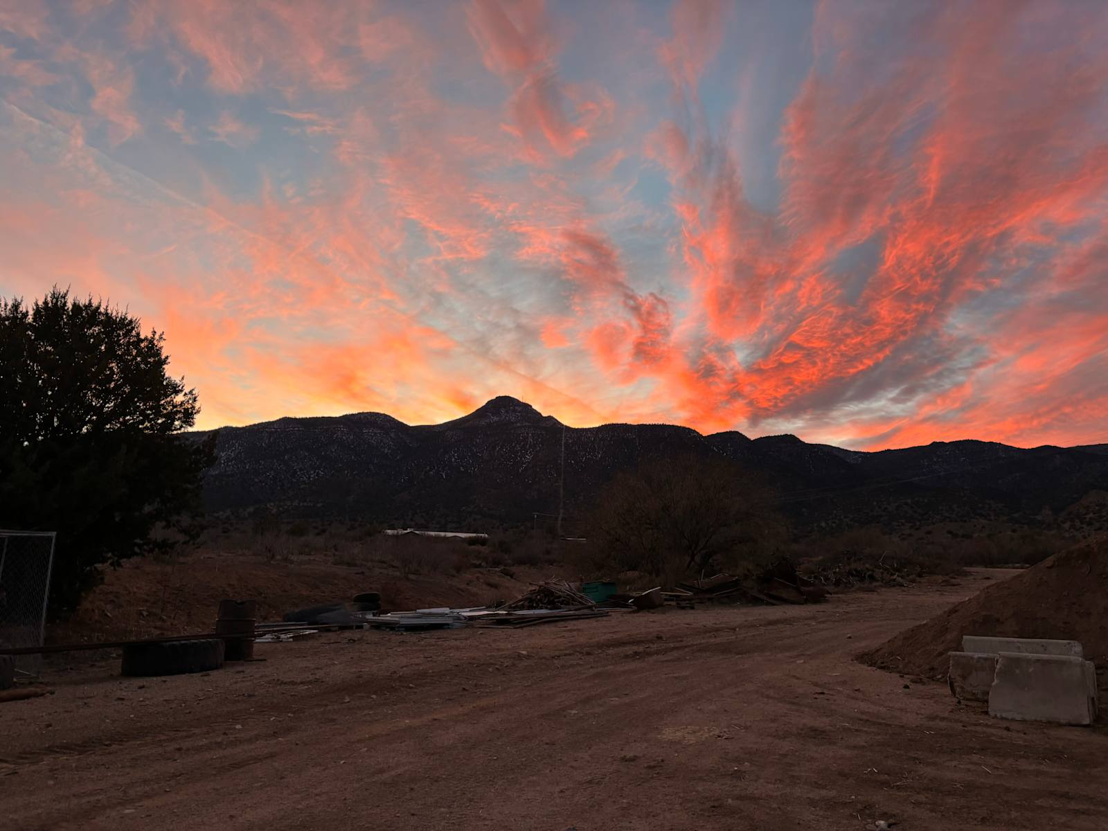 Working Cattle Ranch - Camp Verde, Arizona - glamping.directory